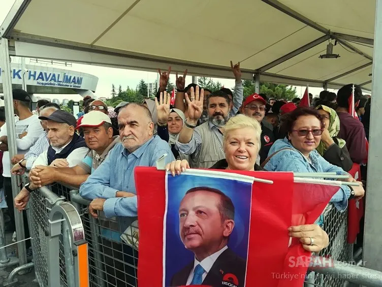 Atatürk Havalimanı'ndaki 15 Temmuz etkinliği için girişler başladı
