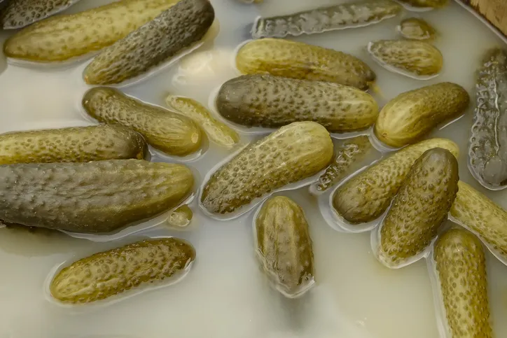 Boğaz ağrısını şıp diye kesen yöntem! 10 dakika içerisinde etki ediyor…