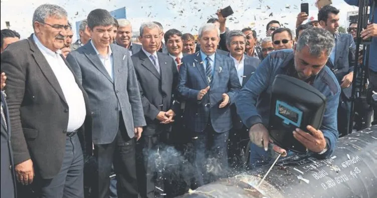 Kumluca’ya hizmet yağmuru