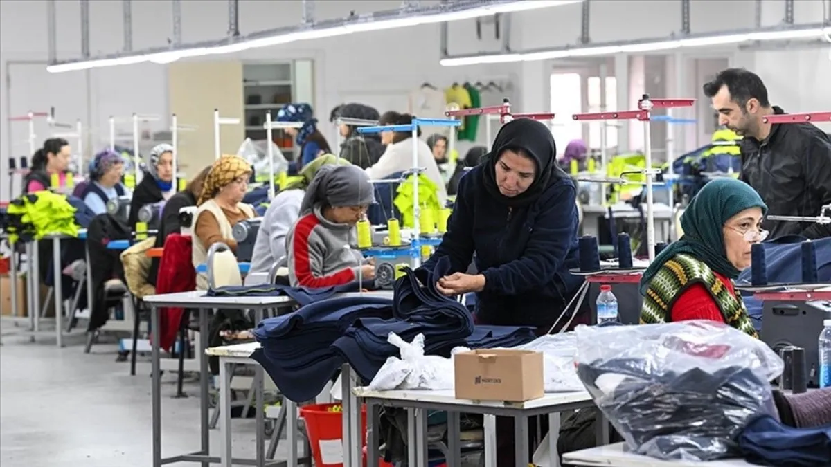 SON DAKİKA | Milyonlarca çalışanın gözü açıklanacak rakamlarda! Zam oranı için ilk ipucu geldi: Asgari ücrette bütçe detayı