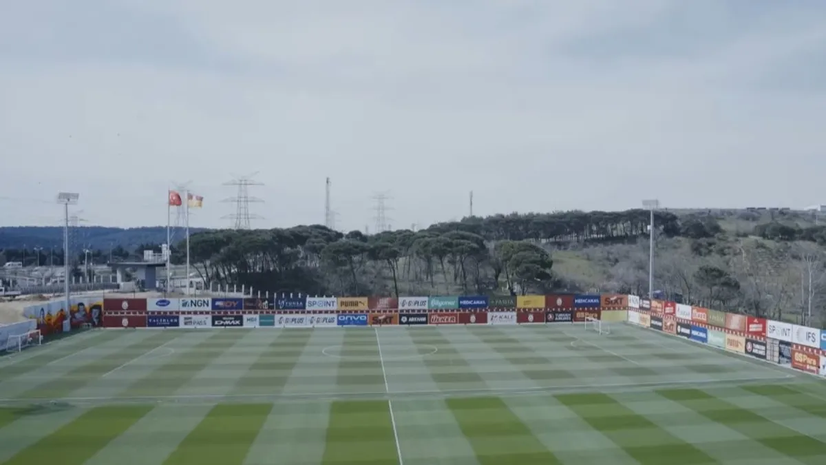 Galatasaray, Kemerburgaz Metin Oktay Tesisleri’ni paylaştı! İşte görüntüler… Galatasaray, Kemerburgaz Metin Oktay Tesisleri’ni paylaştı! İşte görüntüler…