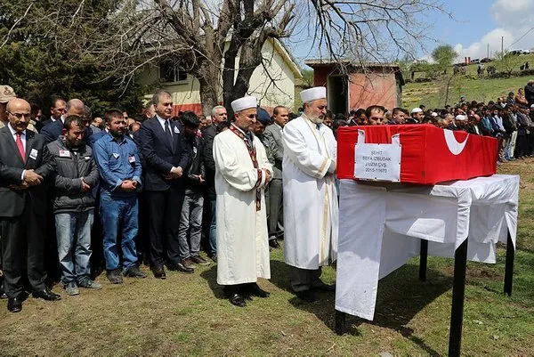 Bitlis şehidi son yolculuğuna uğurlandı!