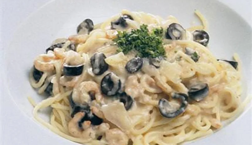 Karides ve Siyah Zeytinli Spagetti