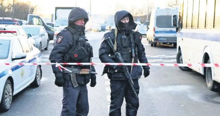 Rus bakanlığında ses bombası patladı