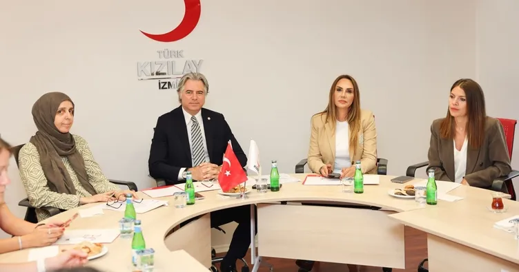 Hilal’in ışığında İzmir’den Filistin’e