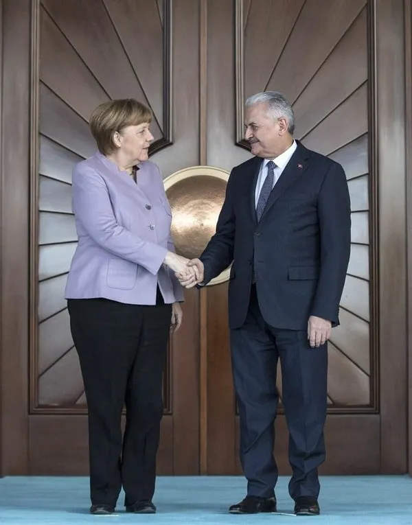 Yıldırım ve Merkel görüşmesinden kareler