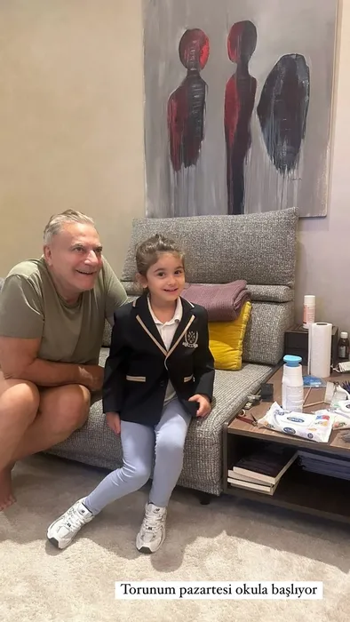 Mehmet Ali Erbil’in biricik torunu Elisa büyüdü okullu oluyor! Mehmet Ali Erbil paylaştı Elisa’ya Maşallah yorumları yağdı!