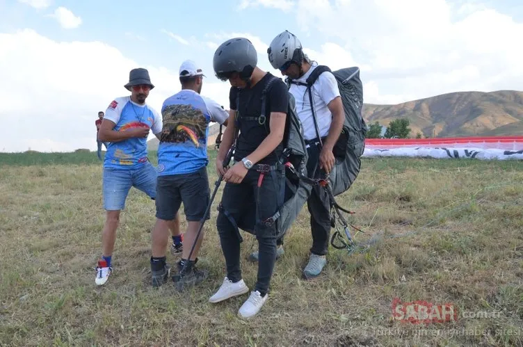 Yamaç paraşütü eğitmenleri şehit oğlunun uçma hayalini gerçekleştirdi