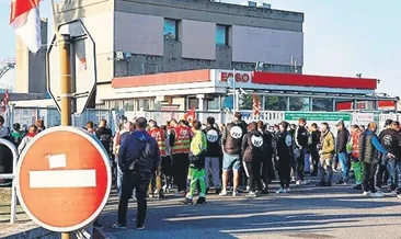 Fransa’da gençler istasyonu işgal etti