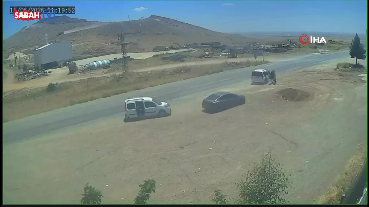 Mardin’de akrabalar arasında silahlı çatışma: ‘Bu bir kavga değil, planlı vahşet’ | Video videosunu izle Mardin’de akrabalar arasında silahlı çatışma: ‘Bu bir kavga değil, planlı vahşet’ | Video videosunu izle