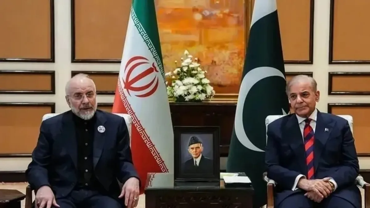 İran Dışişleri Bakan Yardımcısı Kazım Garibabadi'nin Doha'da Katar ve Pakistan heyetleriyle görüşmesi
