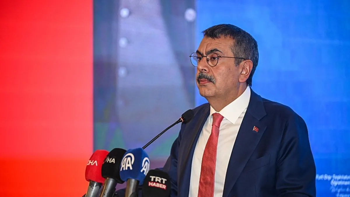 Bakan Tekin: “Bu yıl 60’a yakın hususa dikkat çektiğimiz bir genelge yayınladık” Bakan Tekin: “Bu yıl 60’a yakın hususa dikkat çektiğimiz bir genelge yayınladık”