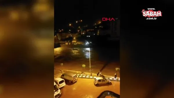 Kastamonu'da dere suları yükseldi, iş yeri ve evleri su bastı | Video