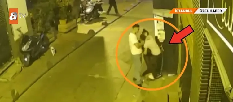 Beyoğlu'nda taciz dehşeti! Genç kıza kabusu yaşattılar: İki kişi bacaklarıma dokunup zorla öpmeye çalıştı... 1 Beyoğlu’nda taciz dehşeti! Genç kıza kabusu yaşattılar: İki kişi bacaklarıma dokunup zorla öpmeye çalıştı...