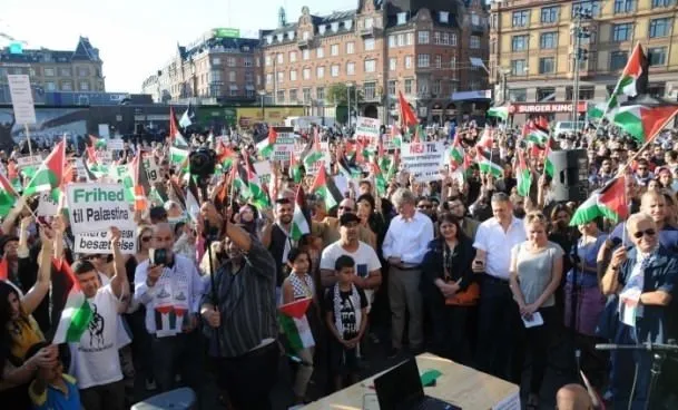 İsrail, Danimarka ve İsveç’te protesto edildi