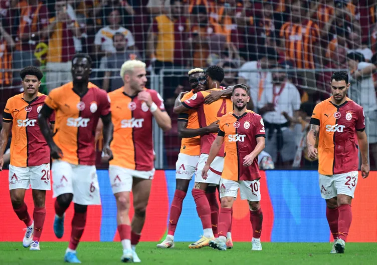 SON DAKİKA GALATASARAY HABERLERİ: İlk maçında geceye damga vurdu! Victor Osimhen sosyal medyayı çılgına çevirdi…