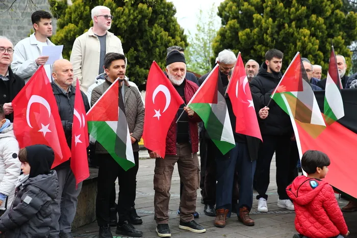 israilin-kuresel-sumud-filosuna-saldirisi-protesto-edildi-1777644401316.jpg