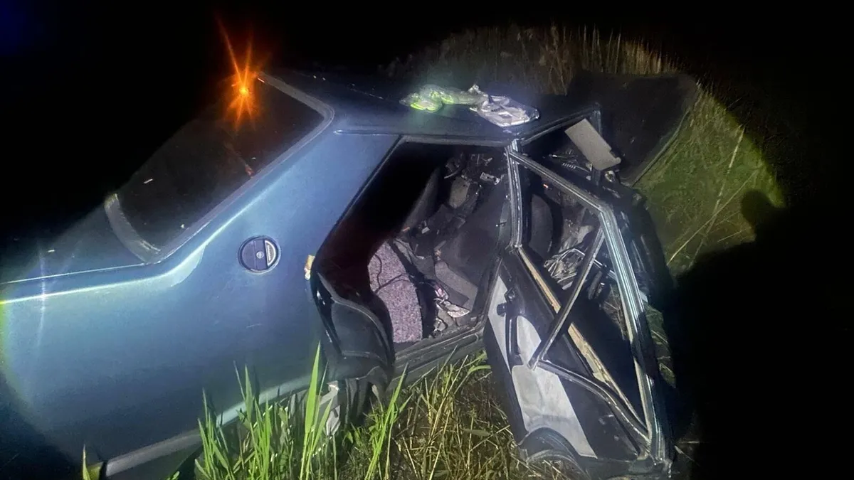 Manisa'da korkunç kaza! Otomobil kanala uçtu: 2 ölü, 5 yaralı