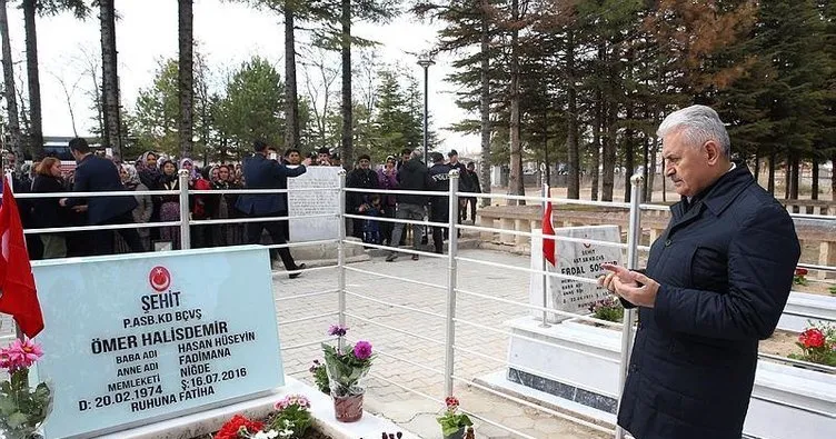 Ömer Halisdemir’e dua