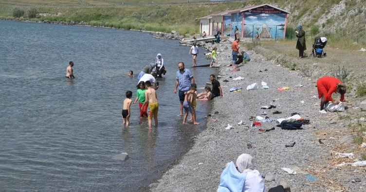 Sıcaktan kaçan Çıldır’a girdi