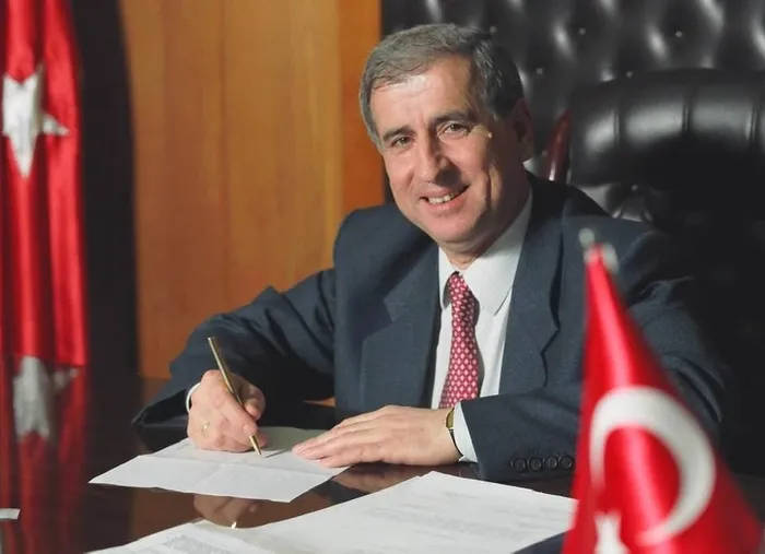 avcilar-eski-belediye-baskani-tahsin-salihoglu-vefat-etti-1643103980372.jpg