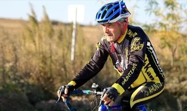 Zindeliğinin sırrı pedal çevirmek! 85 yaşındaki bisikletli dede