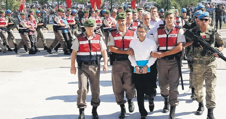 Yargıtay, hainlerin cezalarını onadı