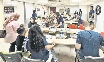 Minik yüreklere üniversiteli dokunuşu
