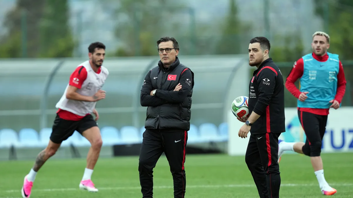 A Mili Futbol Takımı’nda çalışmalar yeniden başladı! A Mili Futbol Takımı’nda çalışmalar yeniden başladı!