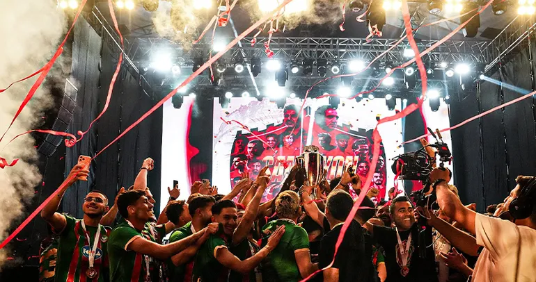 Amedspor, Süper Lig’e yükselmeyi kutladı!