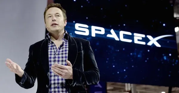 Elon Musk bir rekora daha imza attı