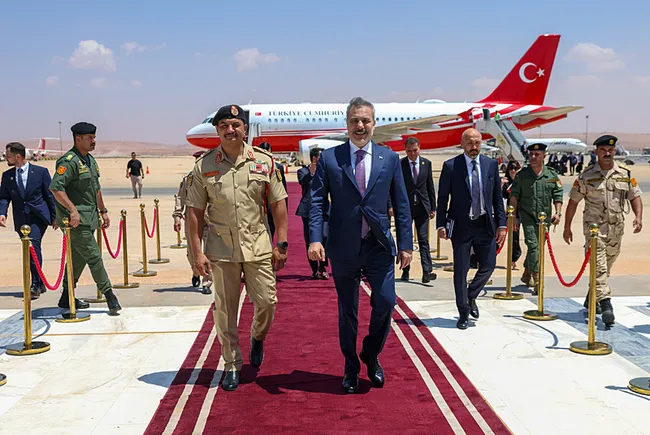 bakan-fidandan-libya-paylasimi-refah-ve-istikrara-katkimiz-surecek-1786561355556.jpg Bakan Fidan'dan Libya paylaşımı: Refah ve istikrara katkımız sürecek