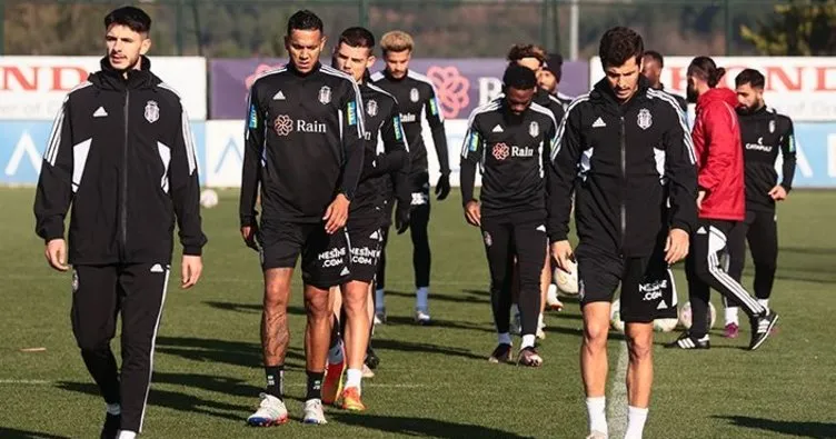 Beşiktaş Adana Demirspor maçı hangi kanalda, saat kaçta, ne zaman? İşte Beşiktaş Adana Demirspor maçı muhtemel 11’leri
