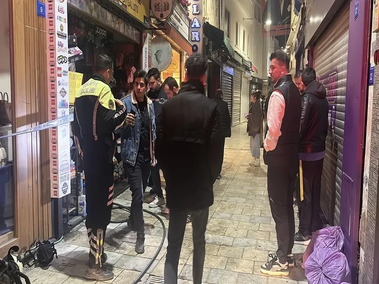 Kardeşine sinirlendi dükkanını yaktı: Yanarak can verdi!
