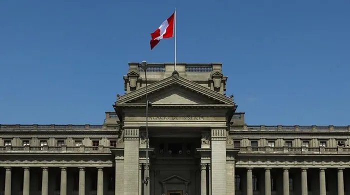 Peru Kongresi: Devlet Başkanı Boluarte görevden alındı