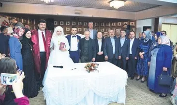 Başkan Oğuz ilk nikâhını kıydı