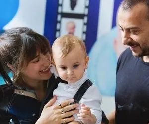 Küçük Ali Atay 1 yaşında! Ünlü çift Hazal Kaya ile Ali Atay'dan oğulları Fikret Ali'ye doğum günü partisi...