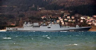 Rus savaş gemisi İstanbul Boğazı’ndan geçiş yaptı