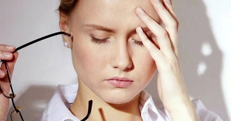 Baş ağrısı nasıl geçer? Baş ağrısı nedenleri nelerdir? Evde doğal ve ...