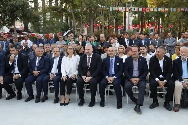 dunya-menemen-belediyesi-1-uluslararasi-comlek-festivalinde-bulustu-1665228287223.jpg
