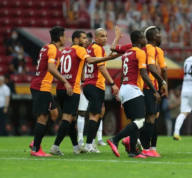 Galatasaray’dan tarihi transfer kararı!
