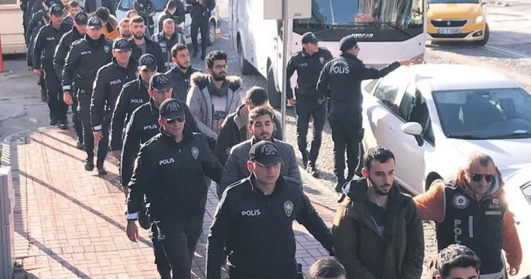 FETÖ’nün TSK yapılanmasına operasyon: 25 tutuklama