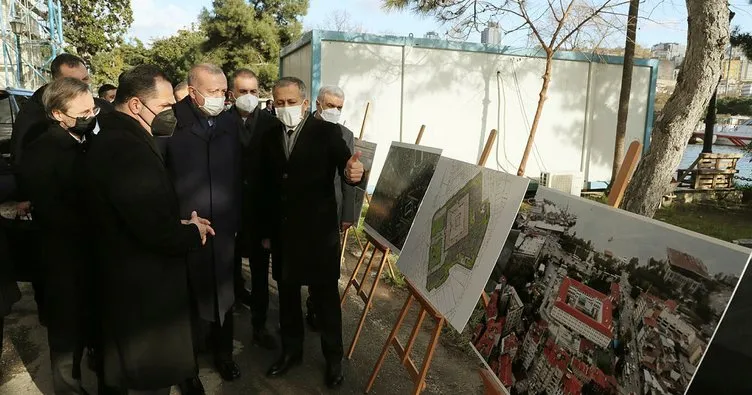 Başkan Erdoğan, Divanhane Binası’nda incelemelerde bulundu