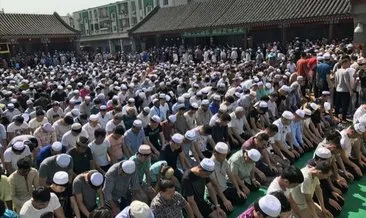 Çin’de Ramazan Bayramı! Camilere akın ettiler