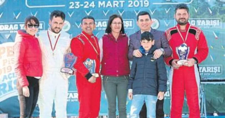 Yarışlar nefes kesti