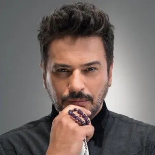 İflas iddialarına Emre Altuğ'dan açıklama geldi!