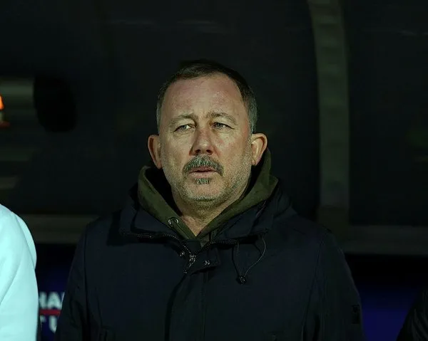 Son dakika: Beşiktaş’ta olası Sergen Yalçın ayrılığı sonrası adaylar ortaya çıktı! Fenerbahçe de istemişti…