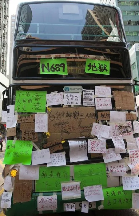 Hong Kong’da işgalciler çoğalıyor