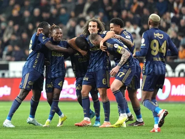 son-dakika-fenerbahcenin-sampiyonlar-ligindeki-rakibi-belli-oldu-iste-mac-tarihi-1781691772839.jpeg
