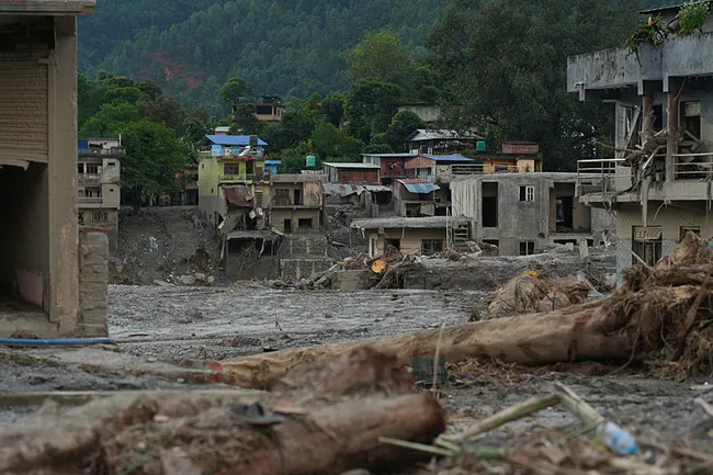 1787868483414.jpg Nepal'de sel felaketinde ölü sayısı artıyor